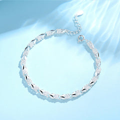 😀👉【😍Најпродавани производи】💖🍀Ми се допаѓа новата модерна женска нараквица од 925 сребро со детелина со четири ливчиња.